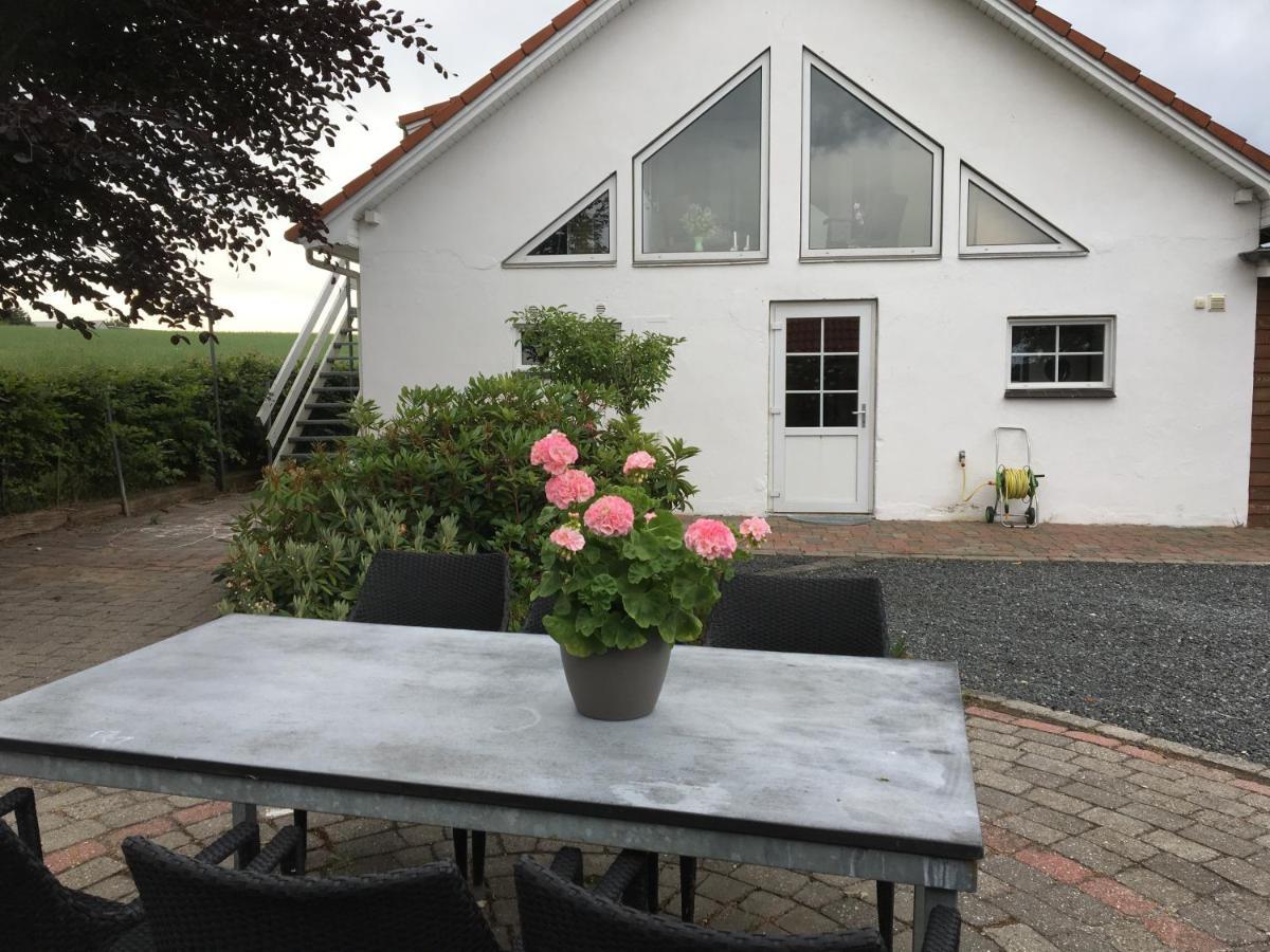 Bed and Breakfast Margretelyst Farsø Esterno foto